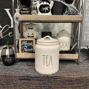 VHTF OG Rae Dunn tea canister